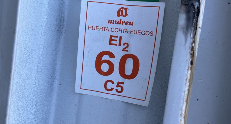 Puerta corta fuegos 60, 2 hojas LUZ de puerta 203 X 225