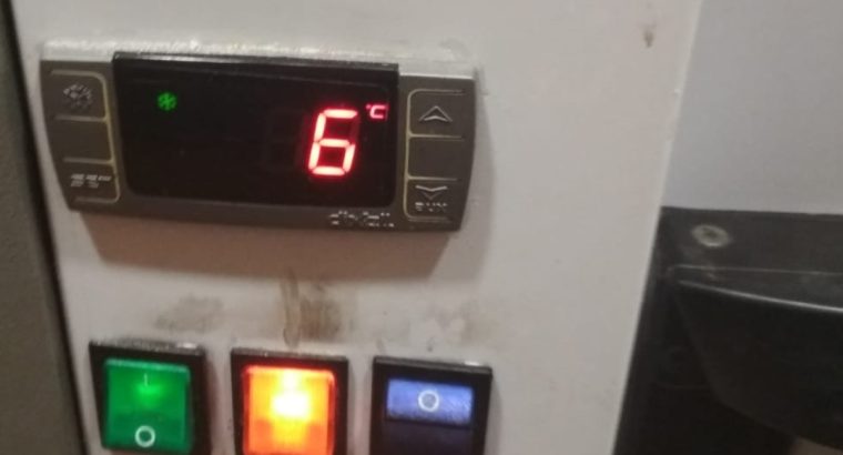Vitrina refrigerada