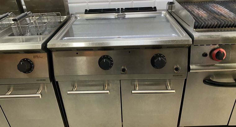 PLANCHA INDUSTRIAL A GAS MARCA EM LINE