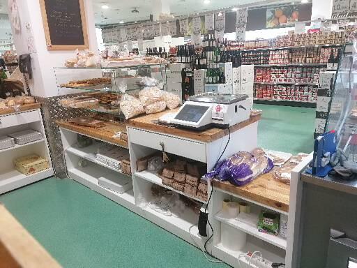 MOBILIARIO PARA PANADERÍA