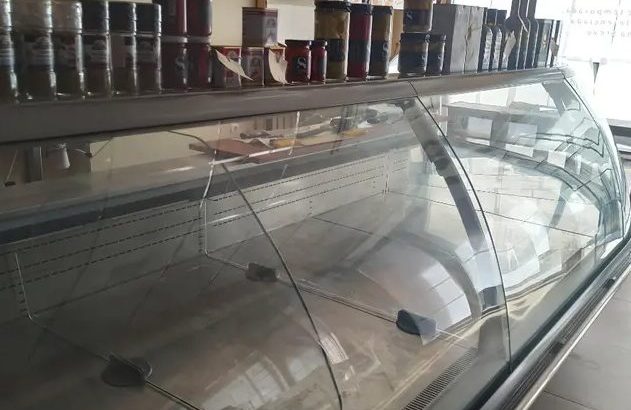VITRINA REFRIGERADA