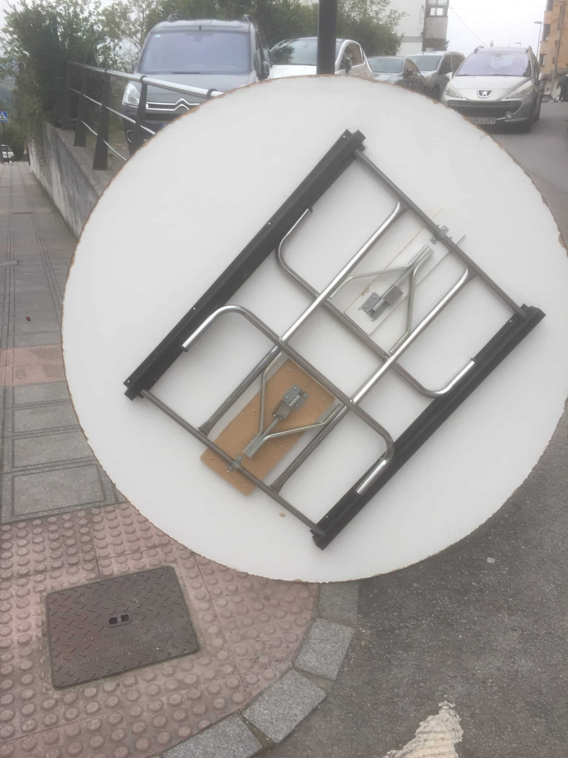 MESA DE CATERING REDONDAS