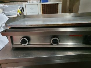 Plancha 4 Quemadores a gas