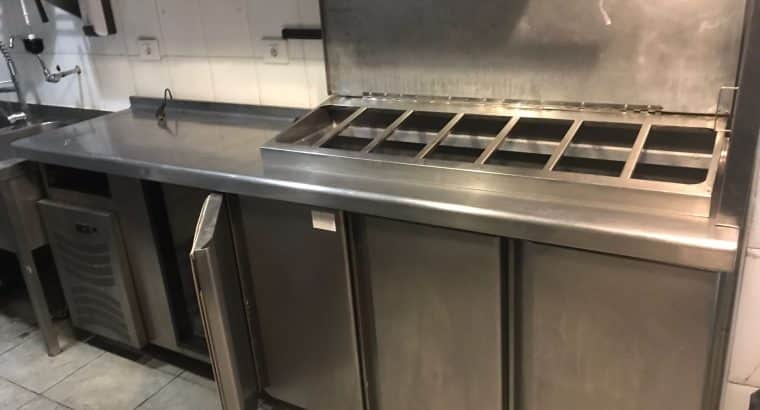 MAQUINARIA Y MOBILIARIO Y HOSTELERIA