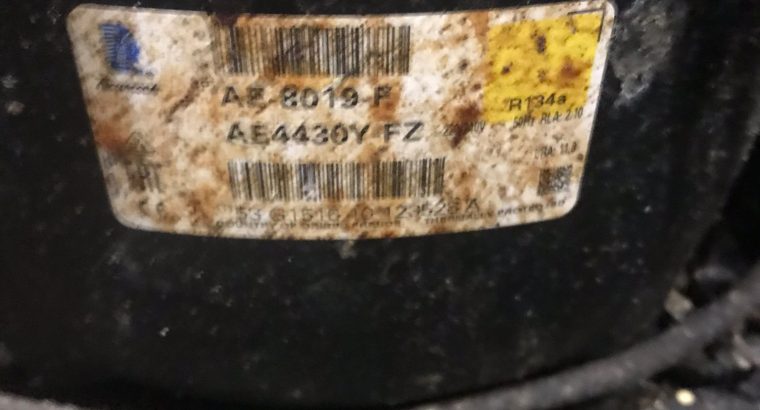 MAQUINARIA Y MOBILIARIO Y HOSTELERIA