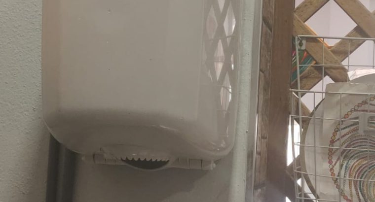 Dispensador de papel y jabón