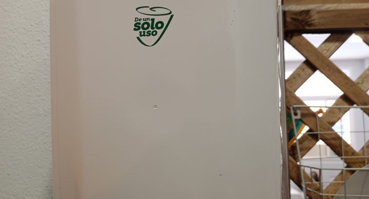 Dispensador de papel y jabón