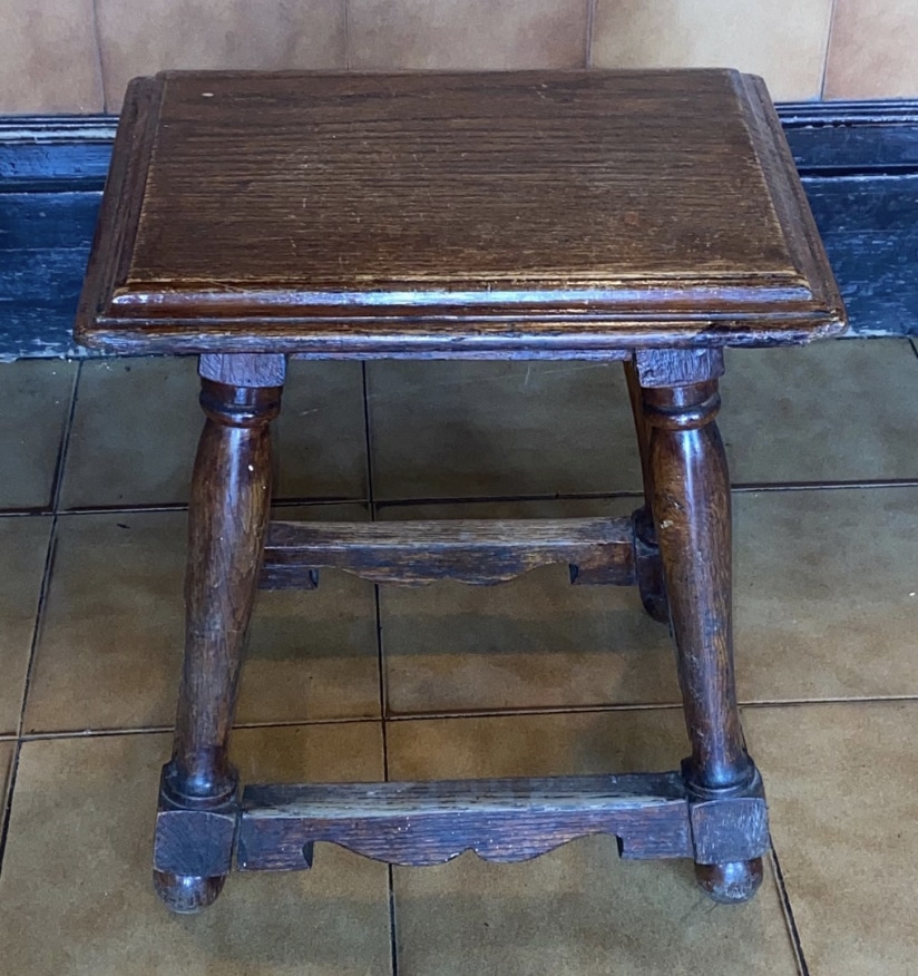 TABURETES MCIZOS DE ROBLE