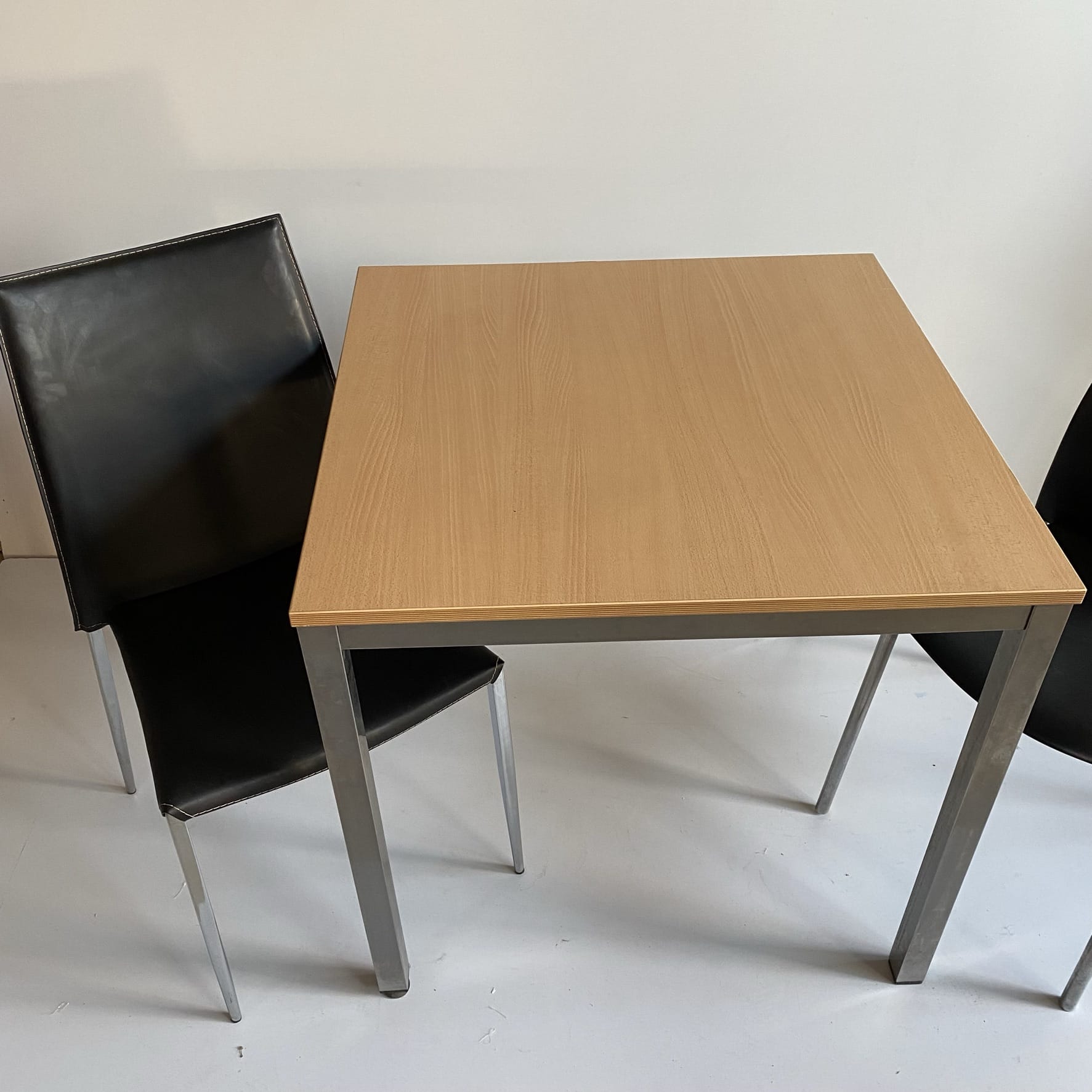 MESAS PARA BARES, RESTAURANTE, CAFETERIA, HOSTELERÍA