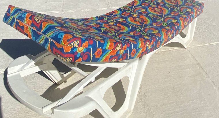 Tumbonas blancas regulables