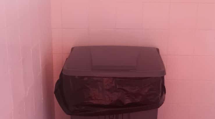 Cubo de basura gris gran capacidad