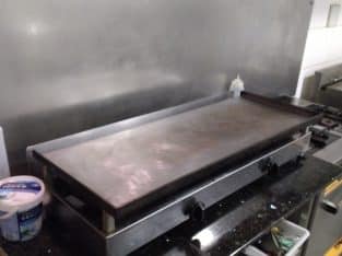 Lote maquinaria y mobiliario de restaurante