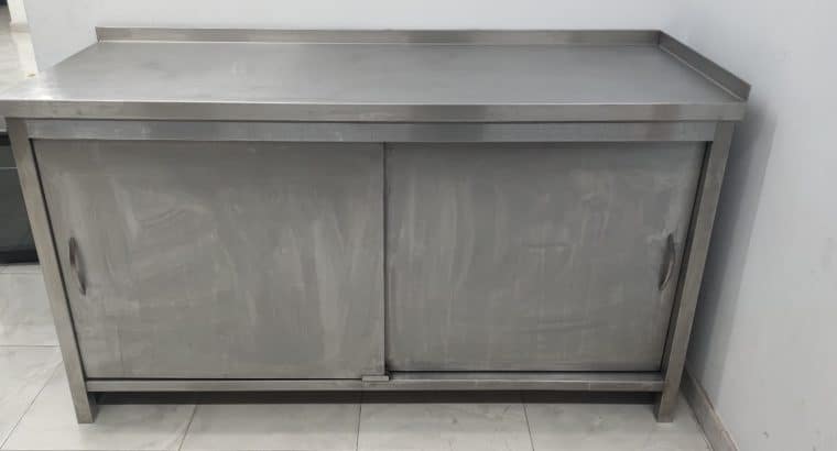 MESA DE TRABAJO DE ACERO INOXIDABLE