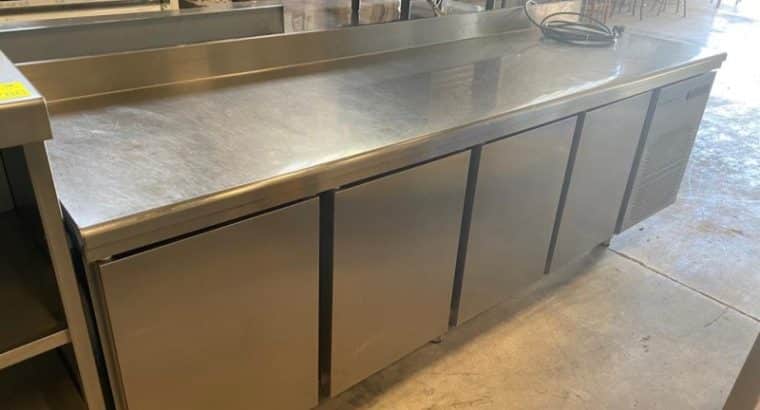 Mesa refrigerada 4 puertas GN1/1 ocasión