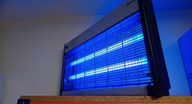 Matamoscas eléctrico 12 metros 2x20w tubo de neón. BARTSCHER 300317