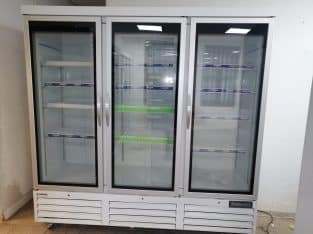 ARMARIO EXPOSITOR REFRIGERADO 3 PUERTAS