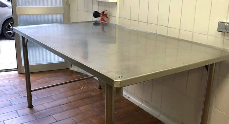 Mesa de trabajo de acero inoxidable