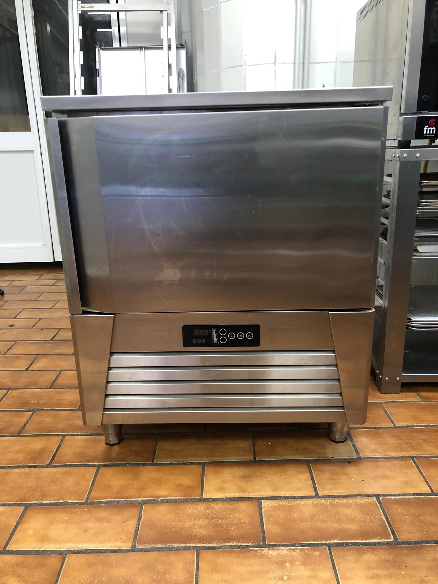 ABATIDOR DE TEMPERATURA ultracongelacion