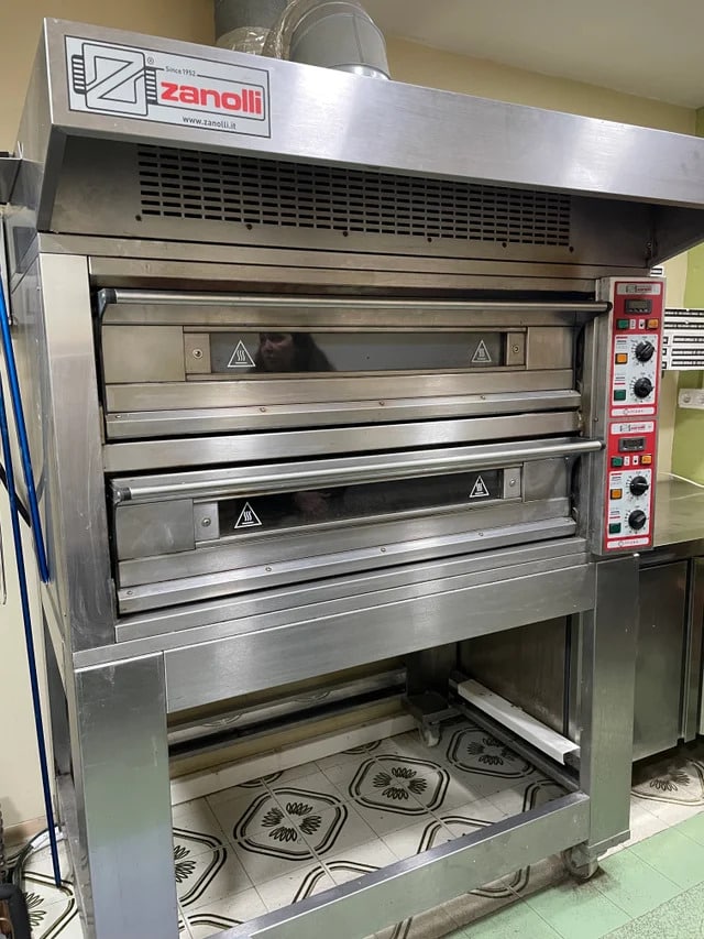 Horno para pizza doble – incluye campana y base inferior incluidos