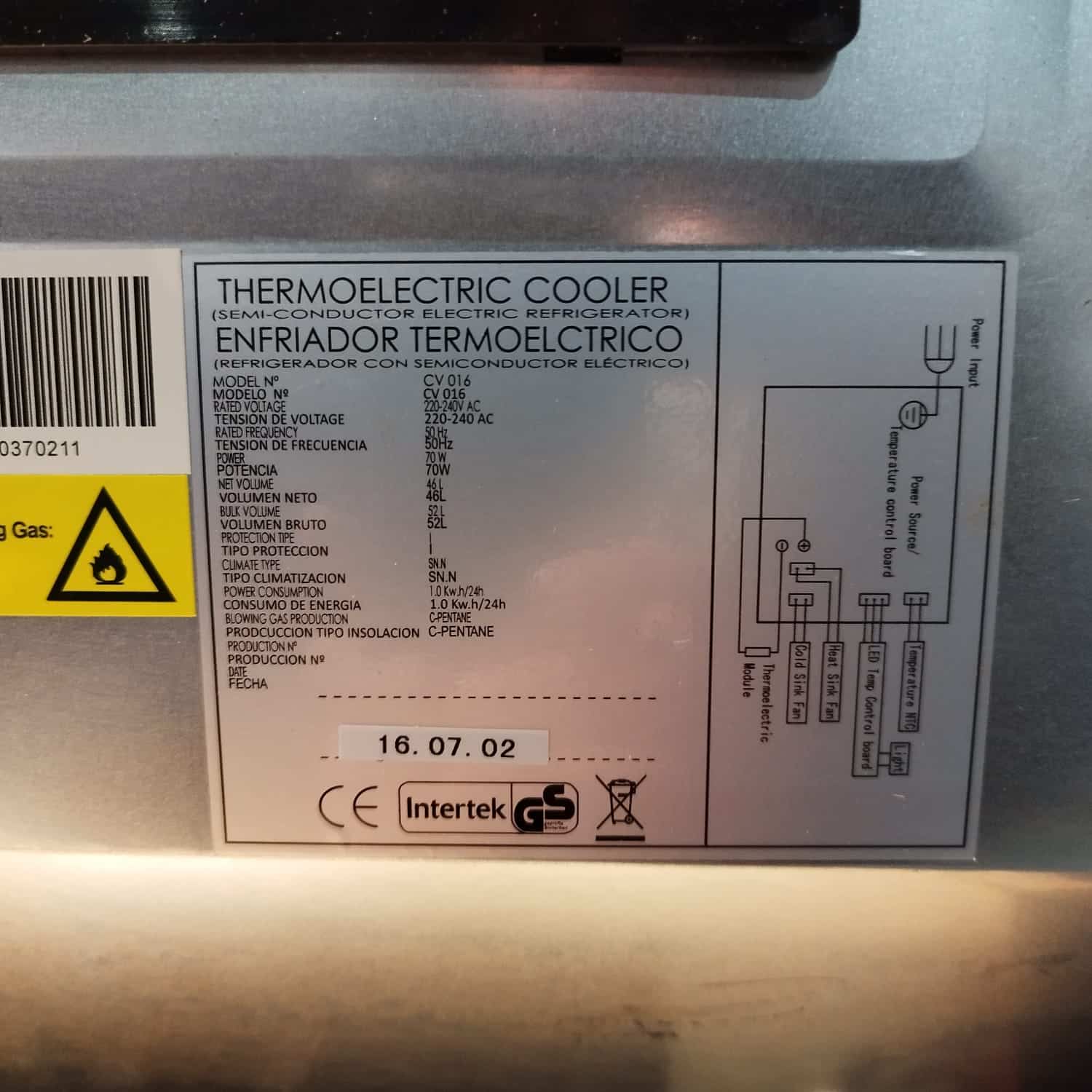 VINOTECA Cavanova 16 BOTELLAS