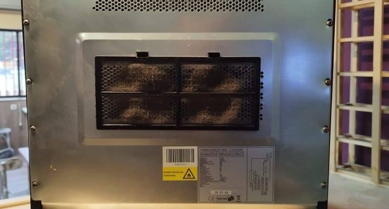 VINOTECA Cavanova 16 BOTELLAS