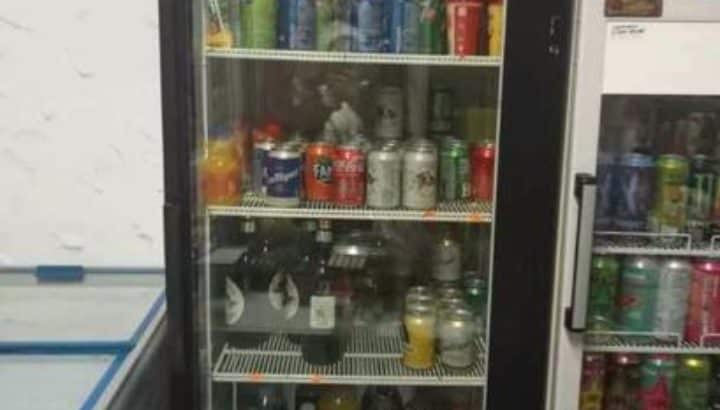 NEVERAS Y VITRINAS REFRIGERADAS