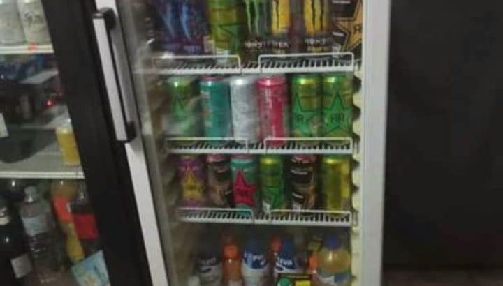 NEVERAS Y VITRINAS REFRIGERADAS