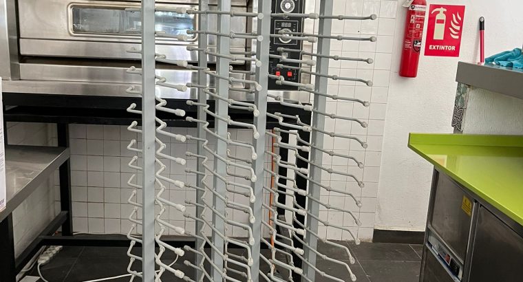 CARRO PORTAPLATOS PARA 100 PLATOS
