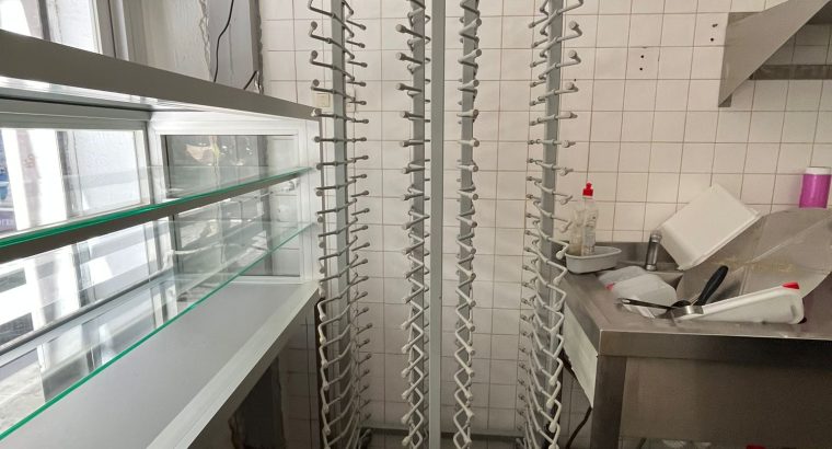 CARRO PORTAPLATOS PARA 100 PLATOS