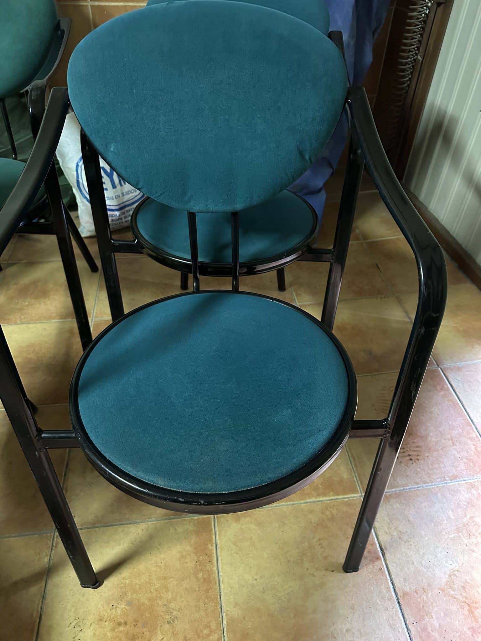 MESAS Y SILLAS CAFETERIA