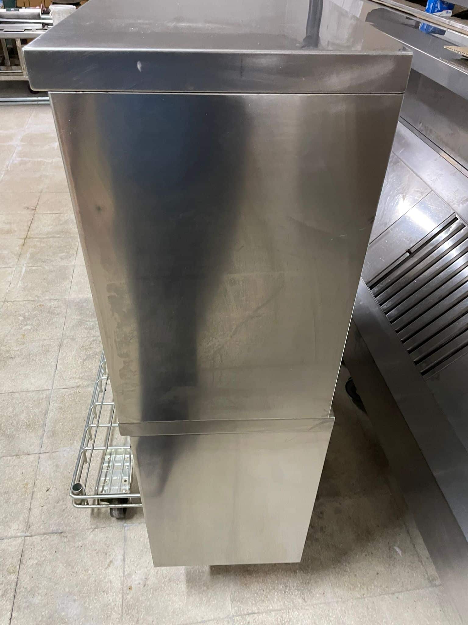 Dos armarios mural con puertas corederas