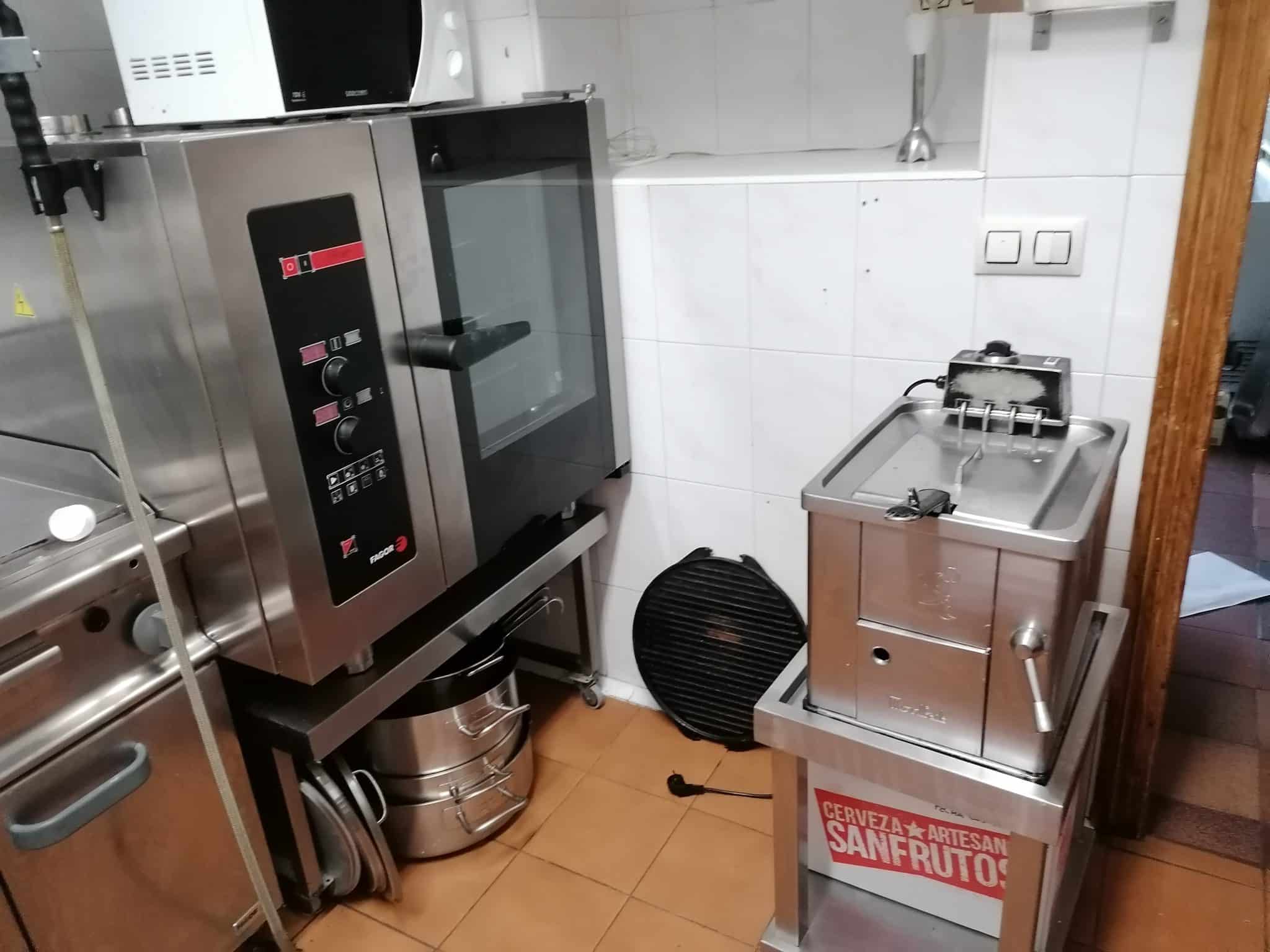 MAQUINARIA DE HOSTELERIA POR CIERRE DE NEGOCIO EN SEGOVIA