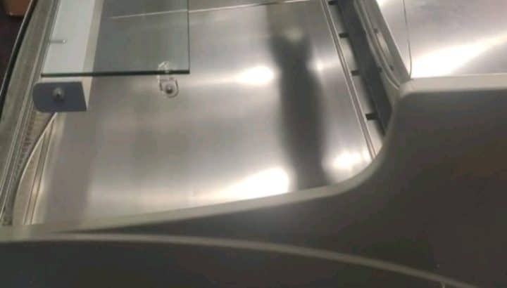 VITRINA MOSTRADOR REFRIGERADA