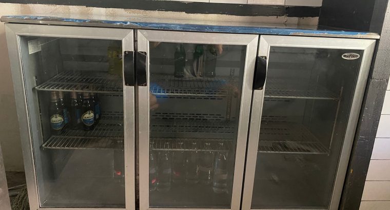 Botellero expositor trasbarra 3 puertas vidrio