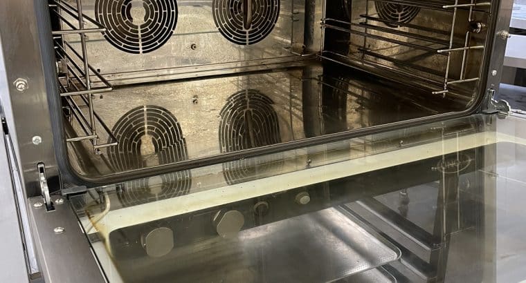 Horno UNOX, soporte y bandejas