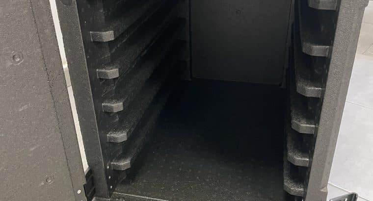 CONTENEDOR ISOTÉRMICO