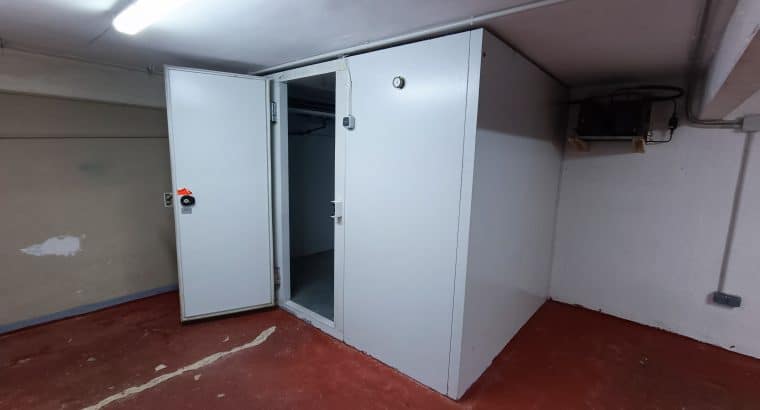 Cámara frigorífica en buen estado