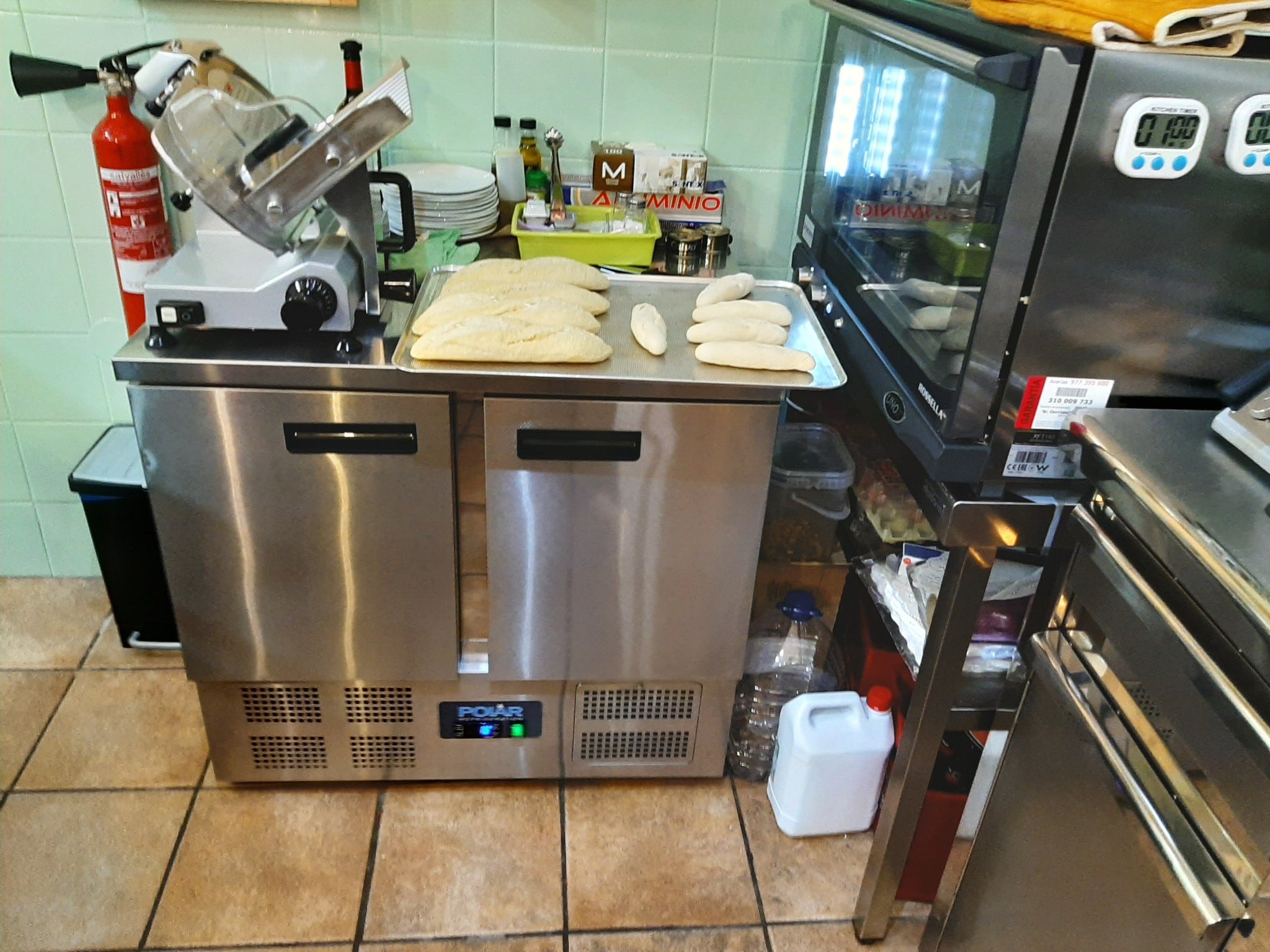 EQUIPOS DE COCINA Y REFRIGERACIÓN