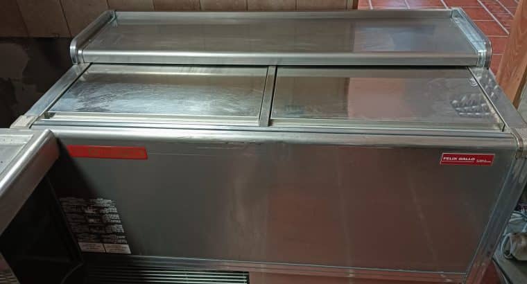 BOTELLERO FRIGORIFICO MARCA «COMERSA» SEMINUEVO