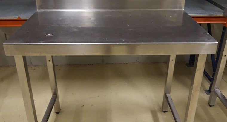 Mesa de trabajo de acero inoxidable