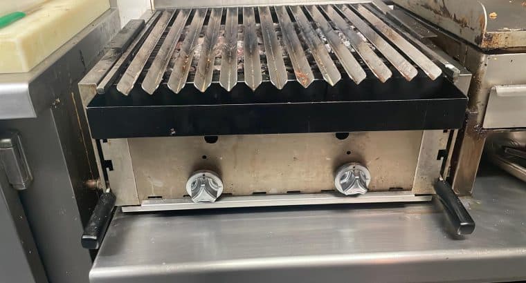 Brasa de gas piedra volcánica para hostelería