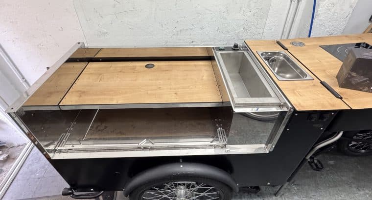 BICI STREETFOOD PAULANDERNST HOSTELERIA