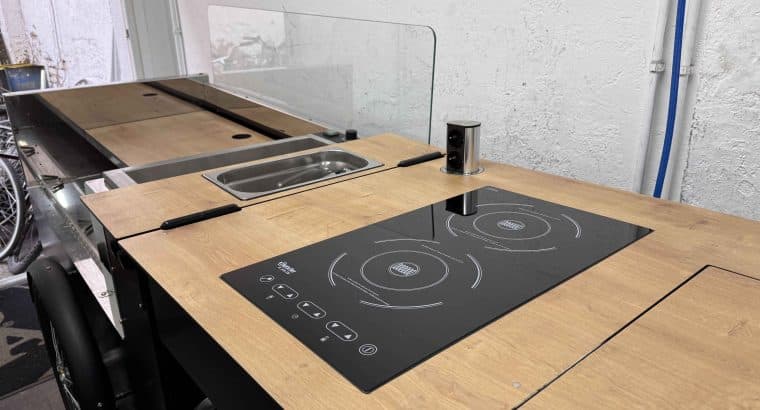 BICI STREETFOOD PAULANDERNST HOSTELERIA