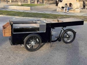 BICI STREETFOOD PAULANDERNST HOSTELERIA