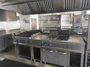 COCINA INDUSTRIAL COMPLETA