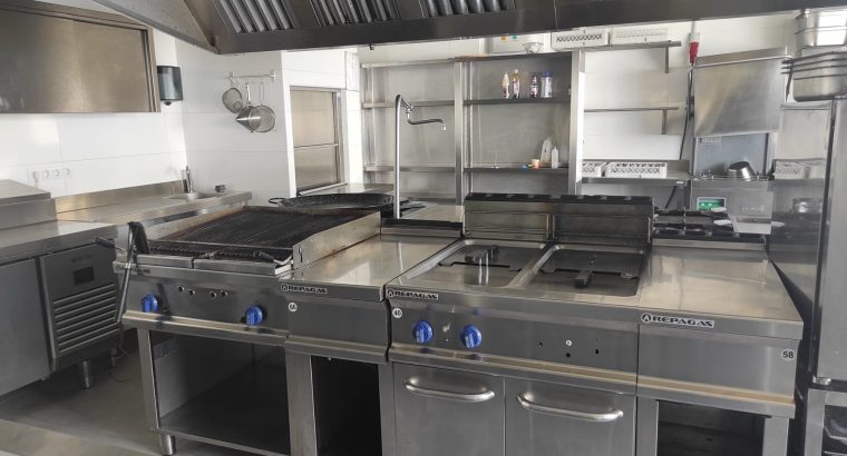 COCINA INDUSTRIAL COMPLETA