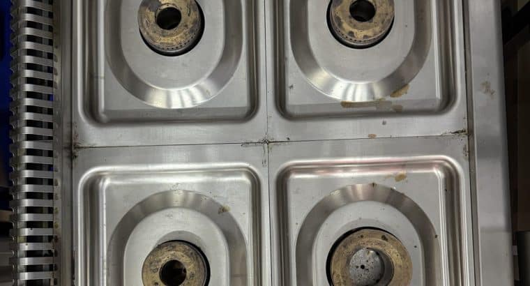 Cocina industrial a gas Junex de 4 fuegos